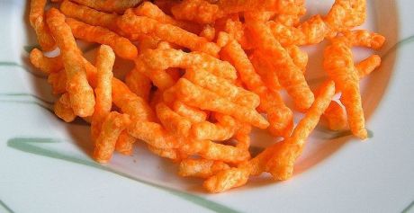 784px-Cheetos